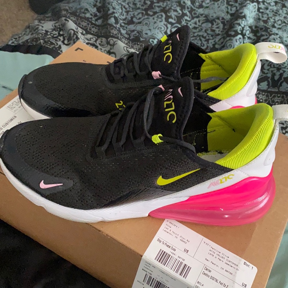 Women’s Nike 270